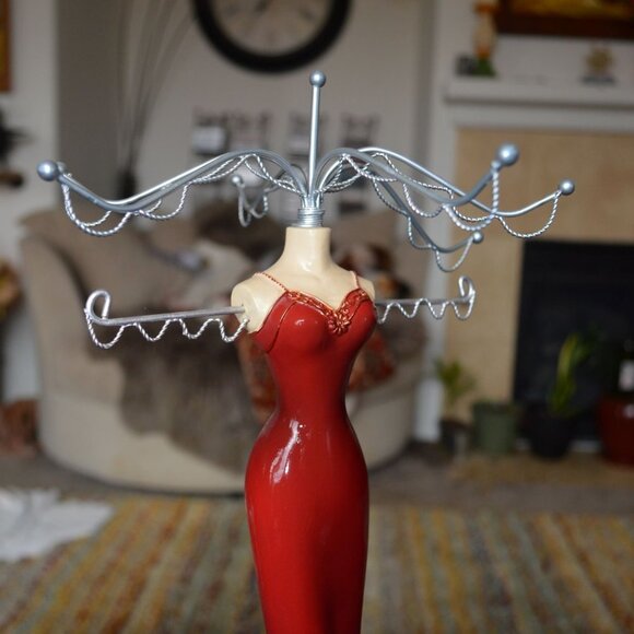 Sanna Dress Form Jewelry Holder - Picture 4 of 4